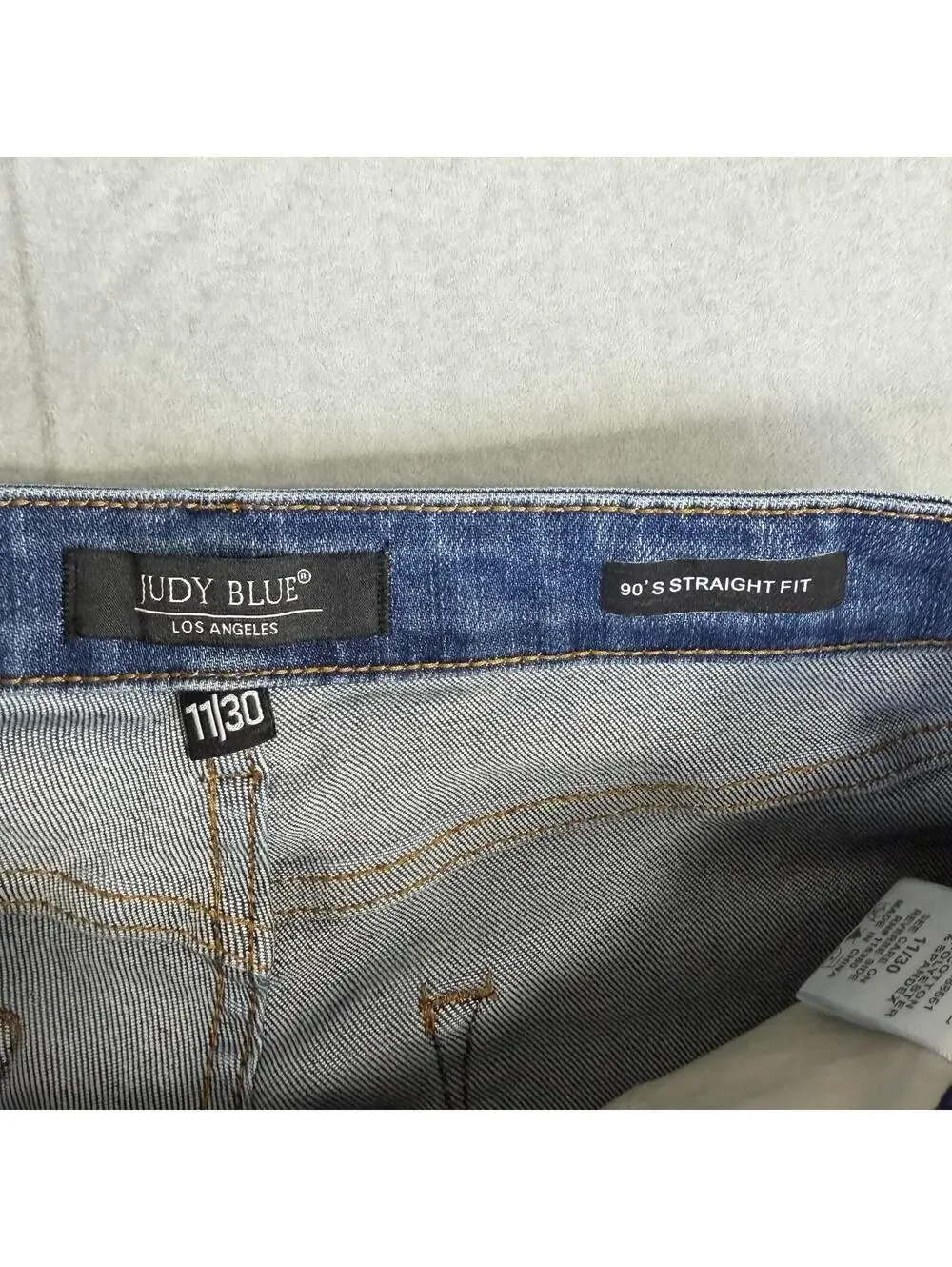 Judy Blue 90s Straight Jeans Womens 11/30 Blue Medium Wash Distressed Stretch - Picture 5 of 9